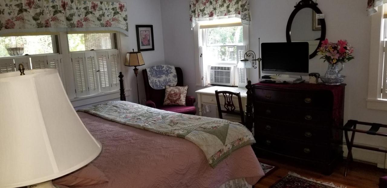 Eastgate Inn B&B Lenox Dış mekan fotoğraf