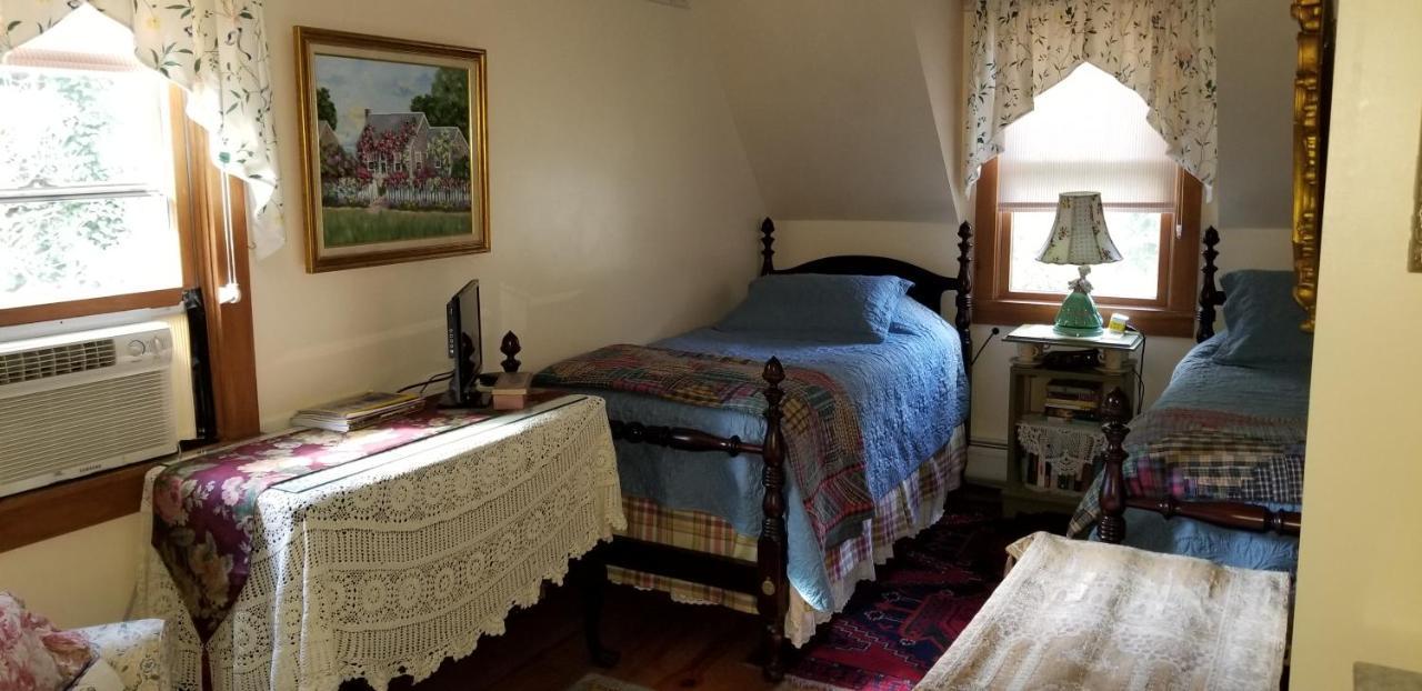 Eastgate Inn B&B Lenox Dış mekan fotoğraf