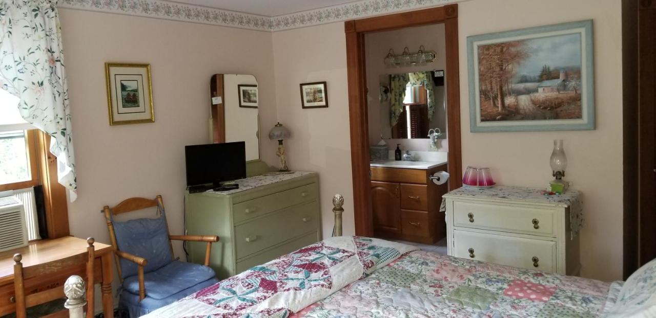 Eastgate Inn B&B Lenox Dış mekan fotoğraf